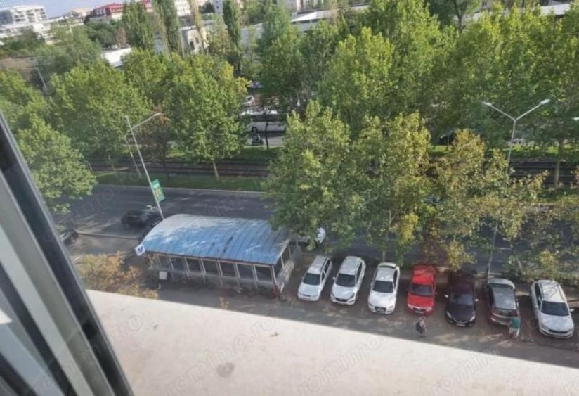 Apartament cu 2 camere semidecomandat în 1 Decembrie 1918