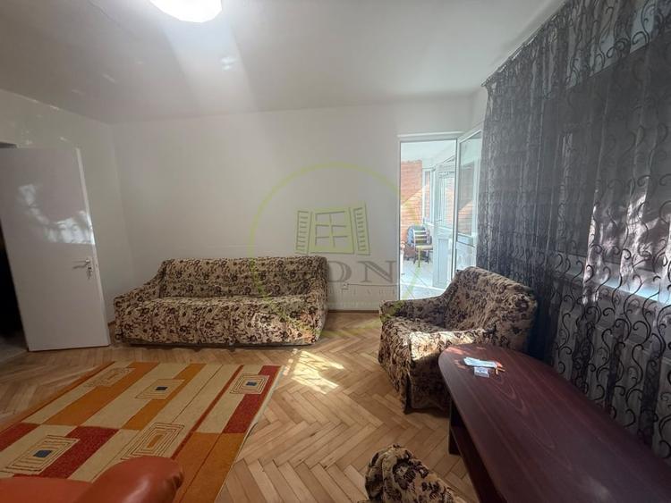 Apartament cu 3 camere decomandat, mobilat în 1 Mai