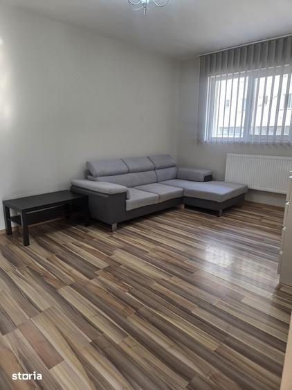 Apartament cu 2 camere decomandat în Ipotești
