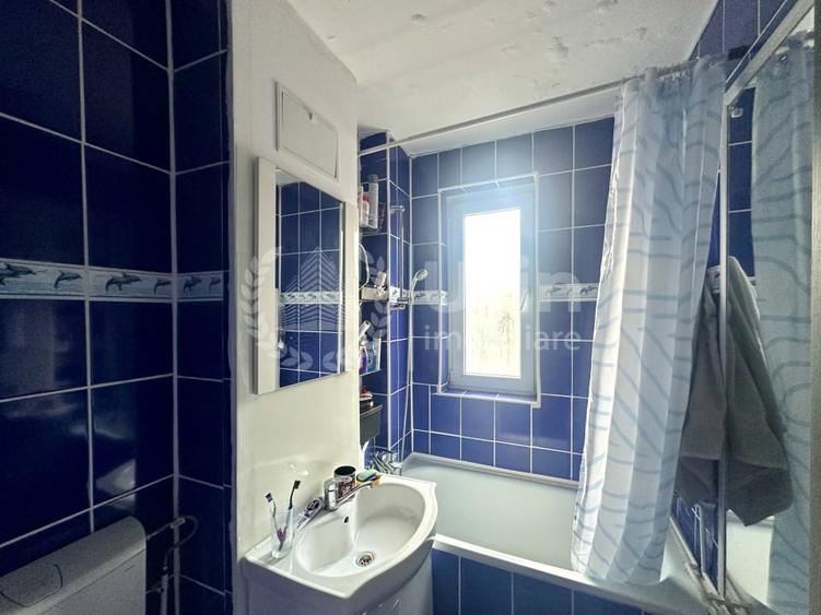 Apartament cu 2 camere semidecomandat, mobilat în Gheorgheni