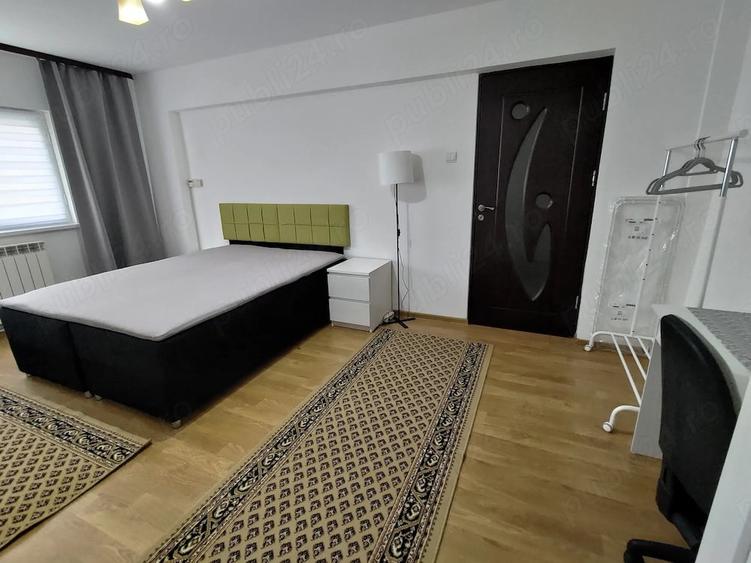Garsonieră decomandată în Central