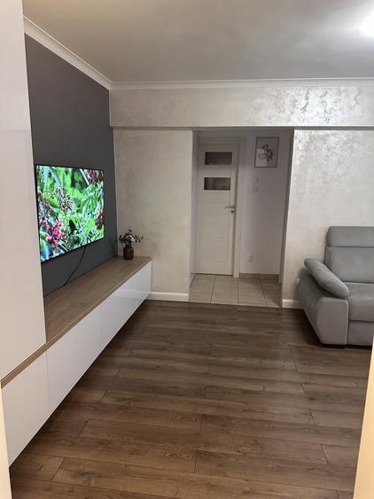 Apartament cu 2 camere semidecomandat în Basarabia