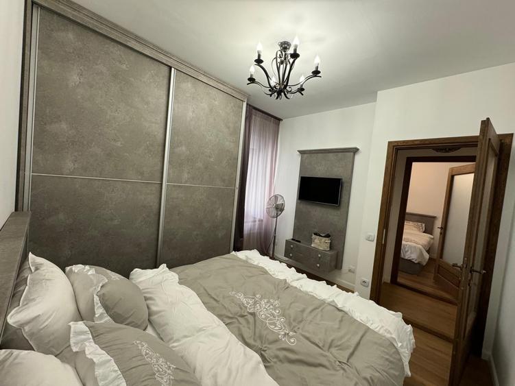 Apartament cu 3 camere decomandat, mobilat în Primăverii