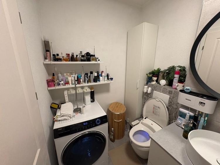 Apartament cu 3 camere semidecomandat, mobilat în Aradului