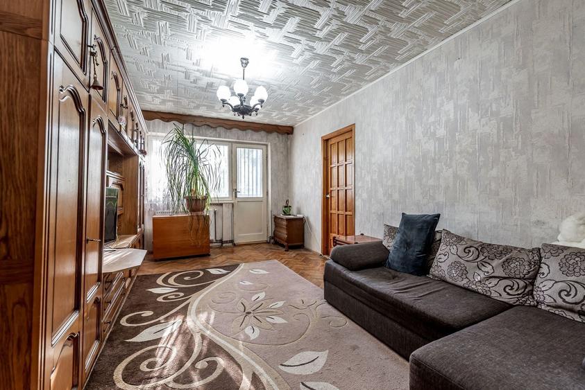 Apartament cu 3 camere circular, mobilat în Grădiște