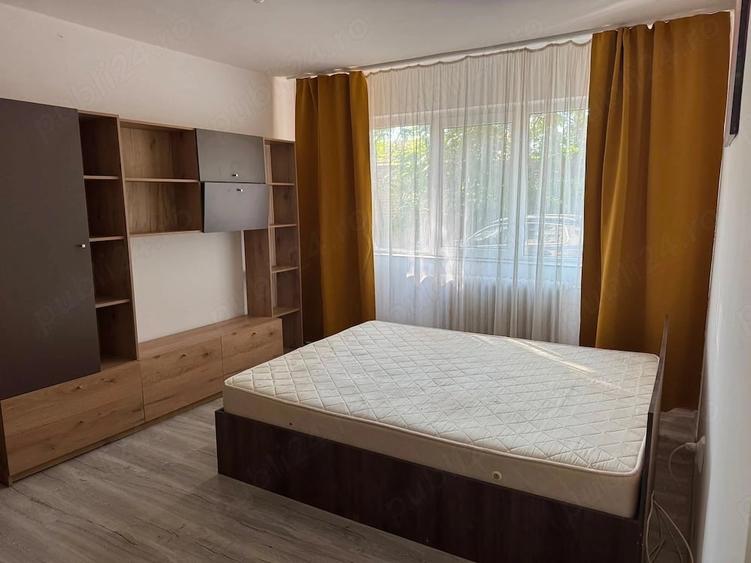 Garsonieră decomandată în Complex Studențesc