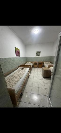 Casă cu 9 camere cu Teren 1082 Mp în Tinca