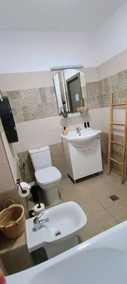 Apartament cu 2 camere decomandat în Dărmănești