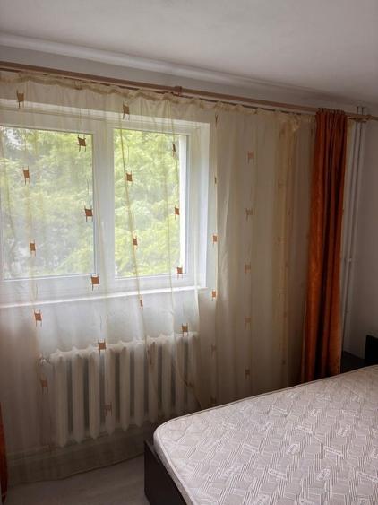 Apartament cu 2 camere decomandat în Gară