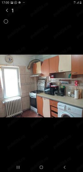 Apartament cu 3 camere decomandat în Pantelimon