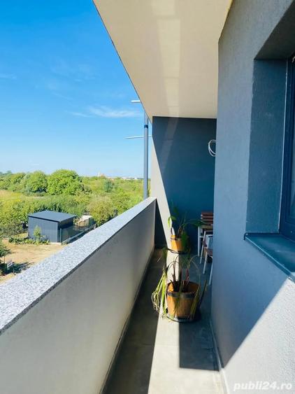 Apartament cu 2 camere decomandat în Giarmata