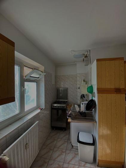 Apartament cu 3 camere decomandat în Militari