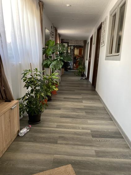 Casă individuală cu 4 camere cu Canalizare în Tunari