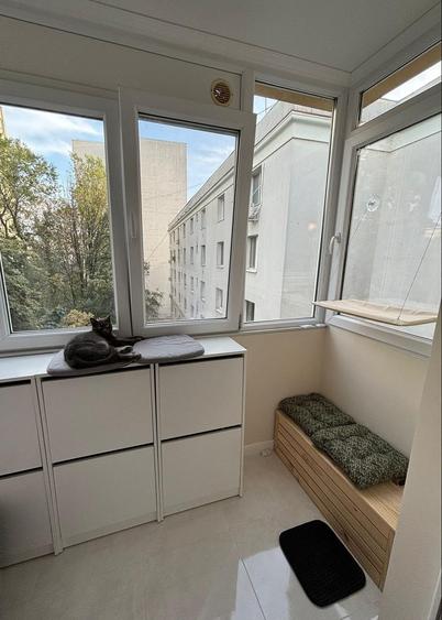 Apartament cu 3 camere în P-ța Muncii