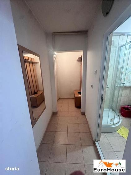 Apartament cu 2 camere în Cetate