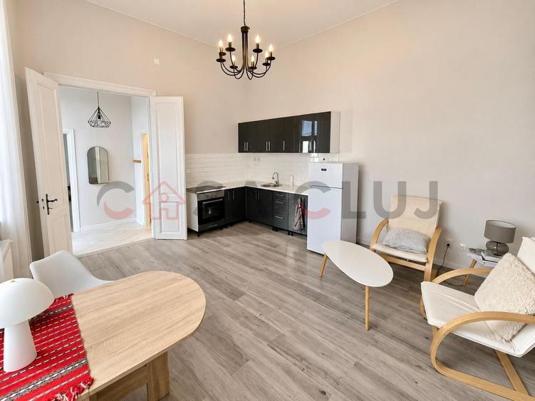 Apartament cu 3 camere semidecomandat, mobilat în Mărăști