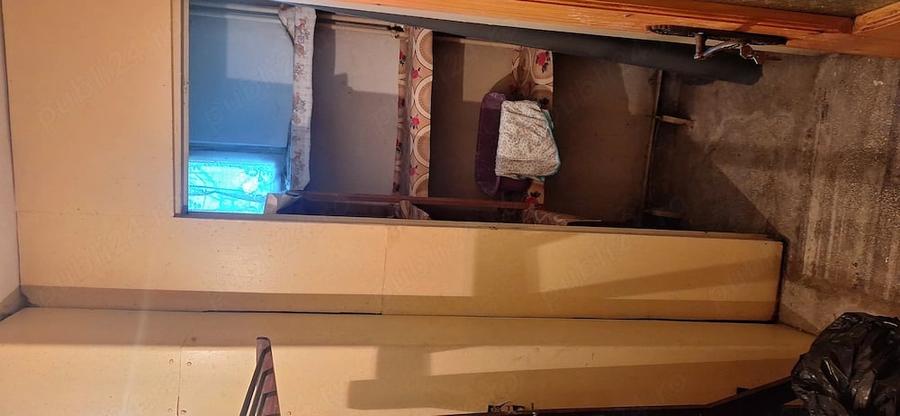 Apartament cu 3 camere decomandat în Exterior Vest