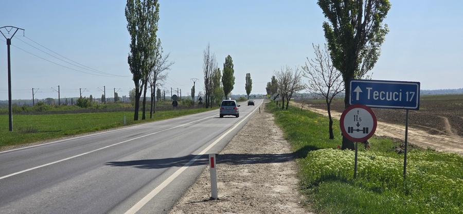 Teren extravilan de 2 mp, în Tișița