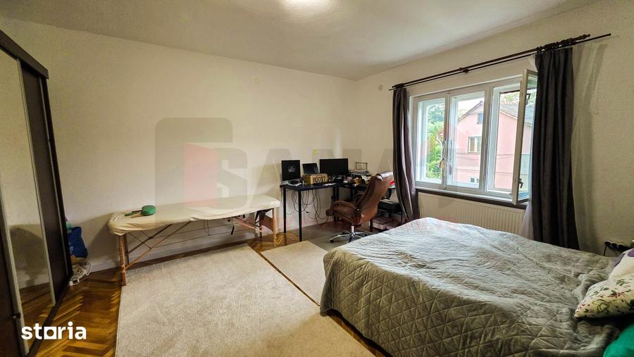 Casă cu 5 camere cu Teren 300 Mp în Ultracentral