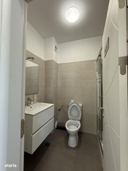Spațiu comercial, de 43 mp, în Central