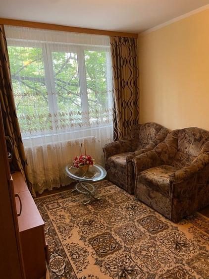 Apartament cu 2 camere semidecomandat, mobilat în Micro 19