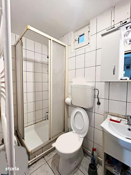 Casă cu 5 camere decomandat cu Teren 440 Mp în Ultracentral