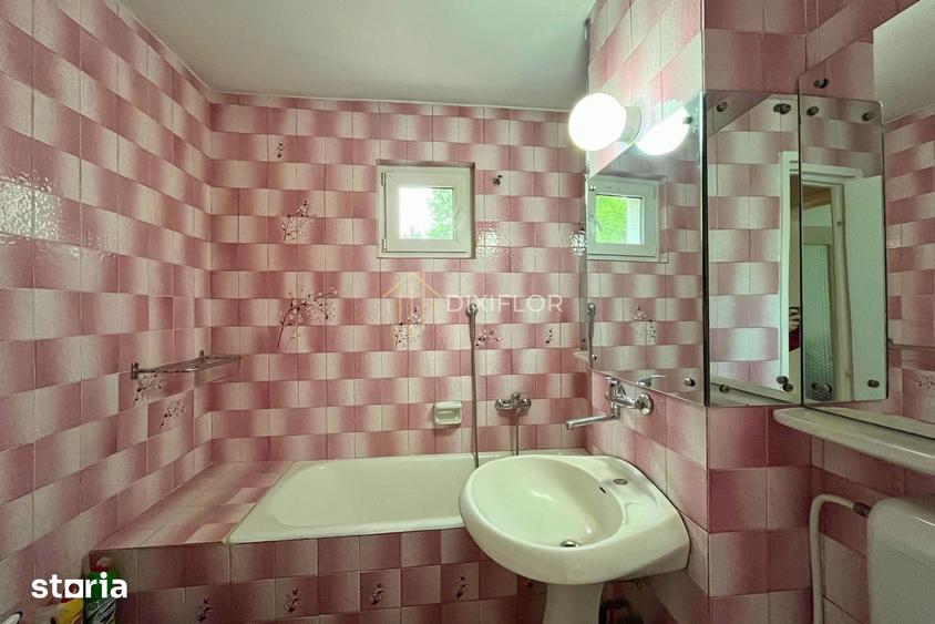 Apartament cu 3 camere în Cornișa