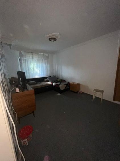 Apartament cu 3 camere decomandat în Vidin-Progresul