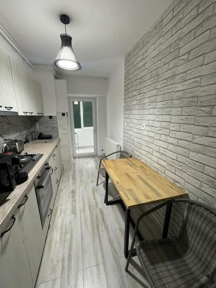 Garsonieră decomandată în Micro 3
