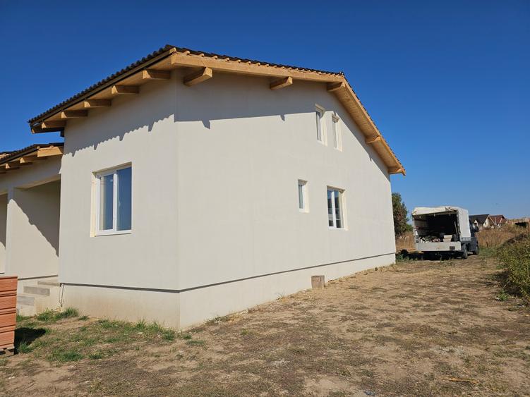 Duplex cu 2 camere cu Teren 350 Mp în Moșnița Nouă