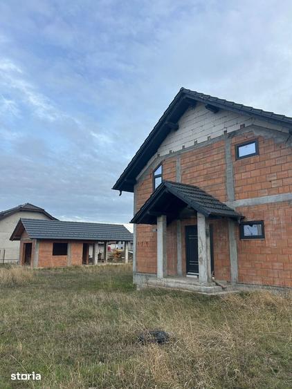 Vila de vanzare, in Carpinis - 6