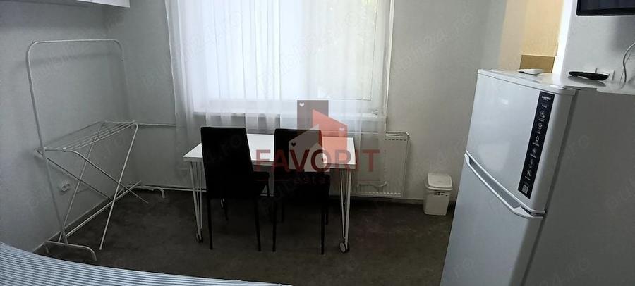 Garsonieră semidecomandată, mobilată în Lipovei