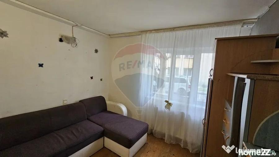 Apartament cu 2 camere semidecomandat în Mărăței
