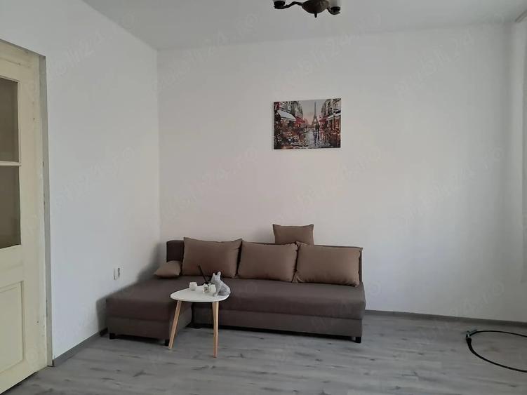 Casă cu 3 camere cu Teren 400 Mp în Gării
