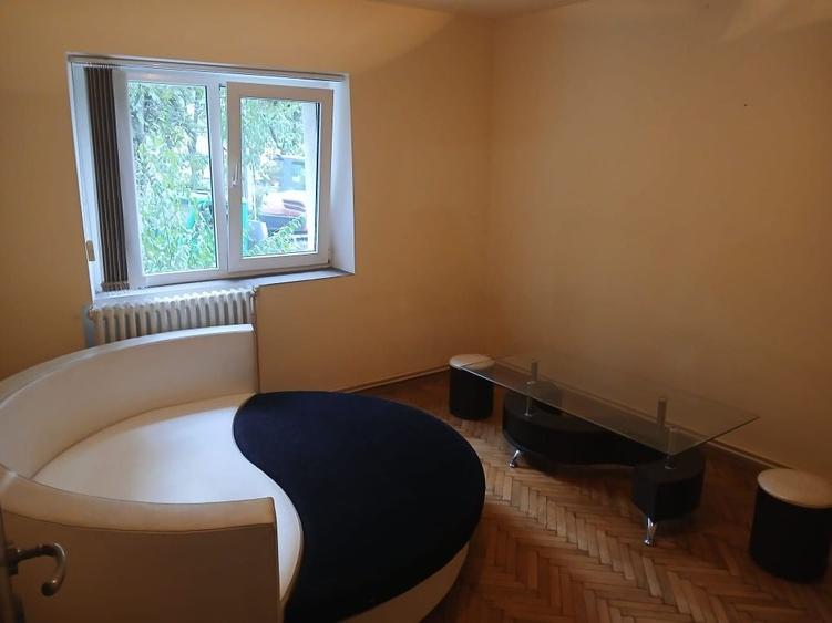 Apartament cu 2 camere decomandat în Zorilor