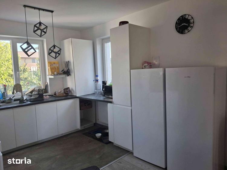 Casă cu 4 camere cu Teren 700 Mp în Cornetu