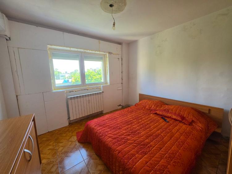 Apartament cu 2 camere semidecomandat în Titan — fotografia 3