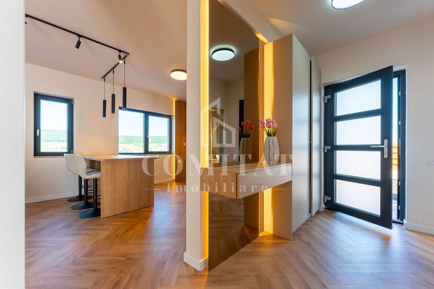 Duplex cu 4 camere cu Canalizare în Chinteni