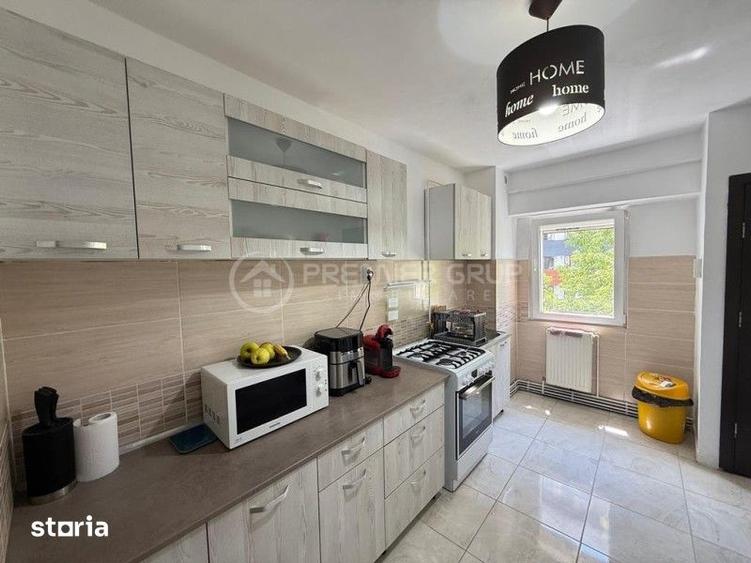 Apartament cu 4 camere decomandat în Păcurari