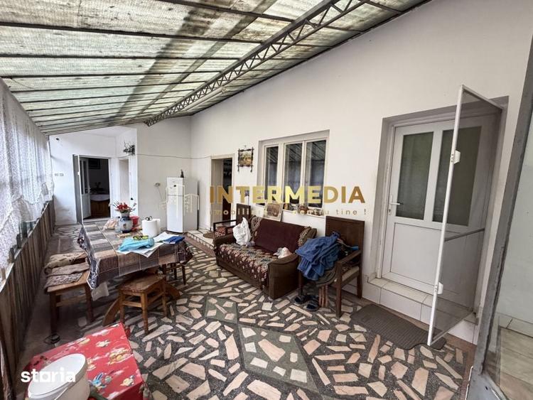 Casă cu 6 camere cu Teren 2709 Mp în Ighiu