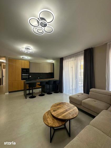 Apartament cu 3 camere în Micro 16