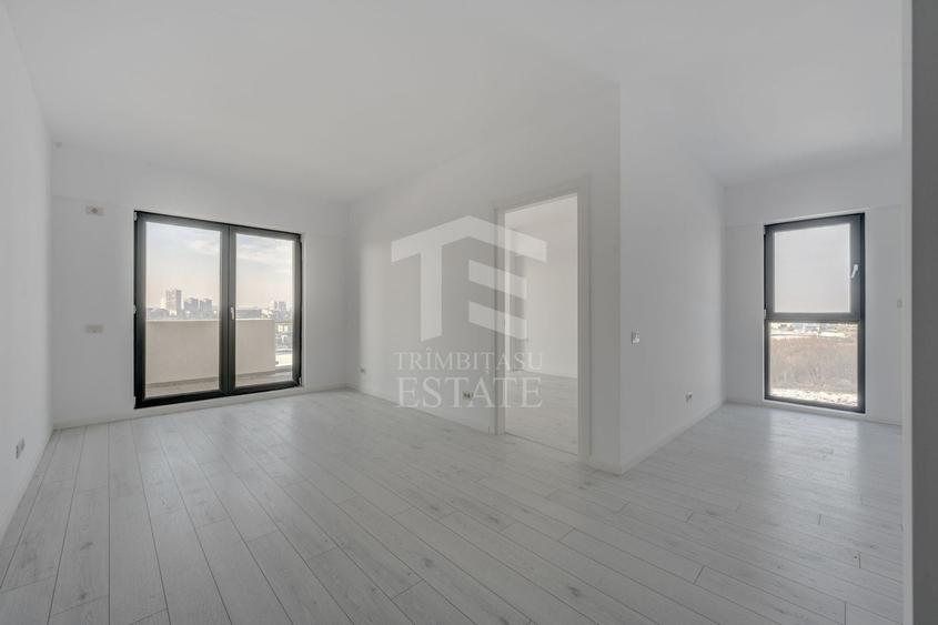 Apartament cu 3 camere semidecomandat în Colentina