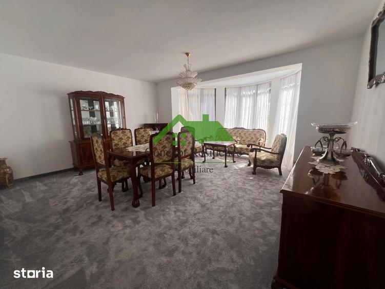 Casă cu Teren 4000 Mp în Orașul Vechi