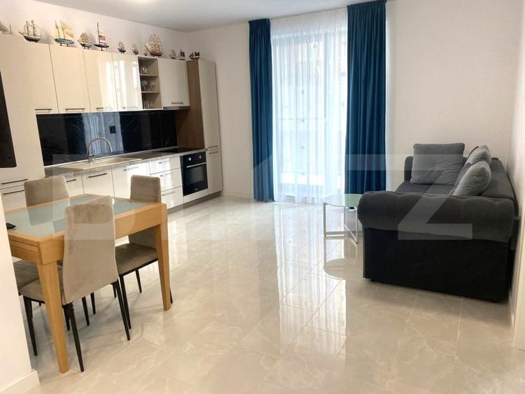 Apartament cu 2 camere semidecomandat, mobilat în Chinteni