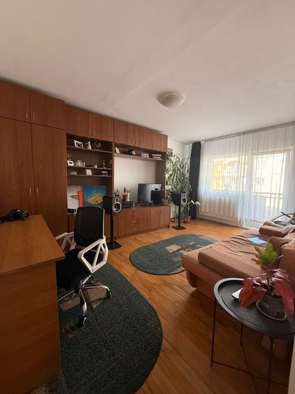 Apartament cu 2 camere decomandat în Dosu Bricii