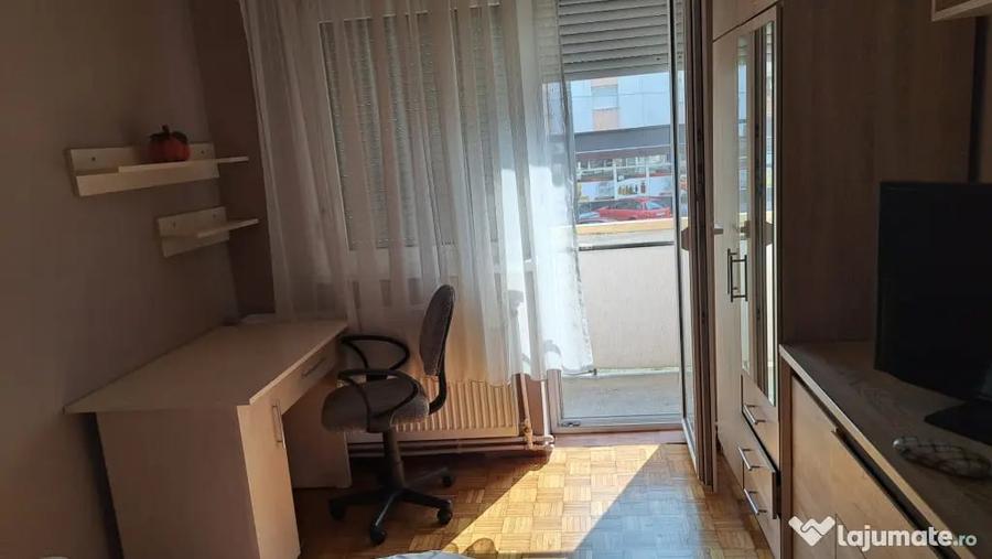 Apartament cu 2 camere semidecomandat în Central