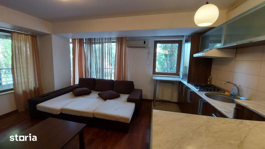 Apartament cu 2 camere, mobilat în Central