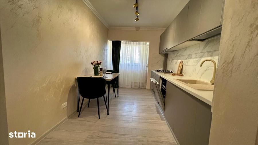 Apartament cu 3 camere decomandat în Ștefan cel Mare