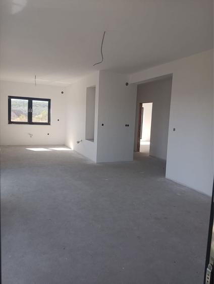 Casă cu 3 camere în Central