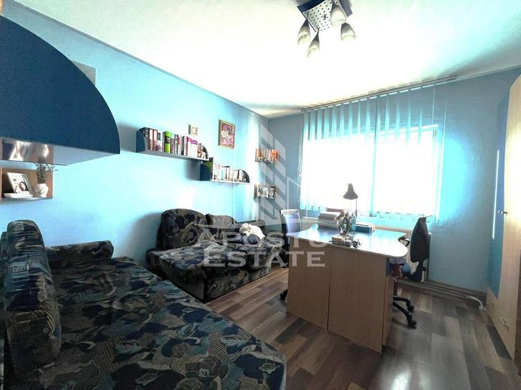 Apartament cu 3 camere decomandat în Șagului